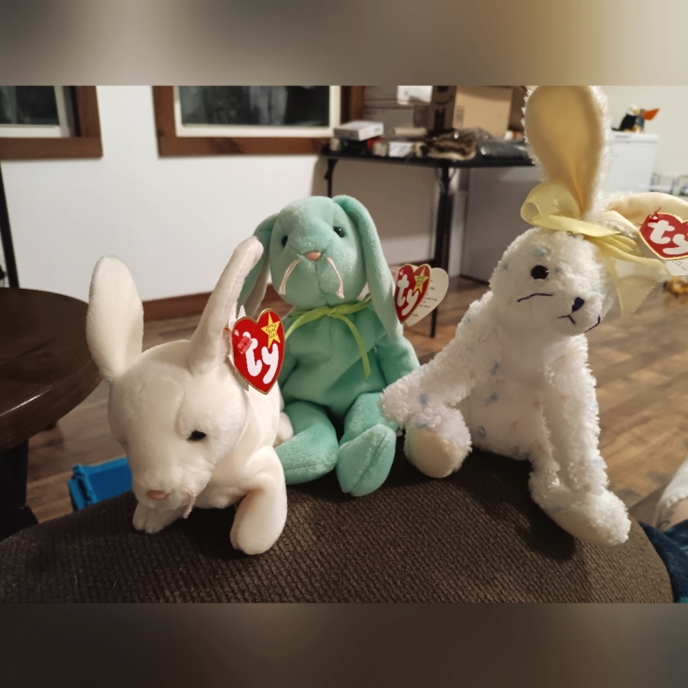Lot of 3 Ty beanie babies ,bunny's